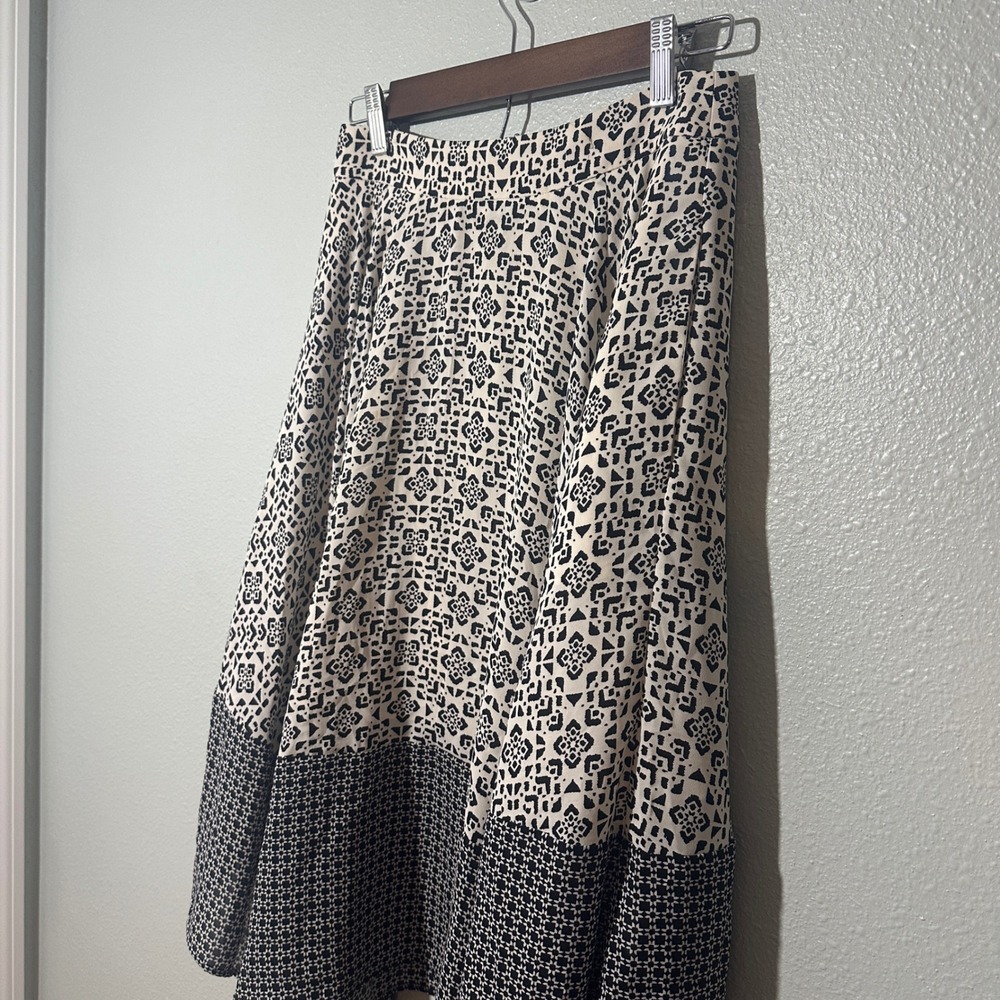 Banana Republic Black Cream Geometric Handkerchief Hem Midi Skirt Size 0